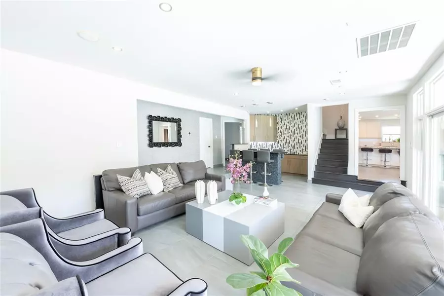 6956 Meadowbriar Lane, Dallas, TX 75230