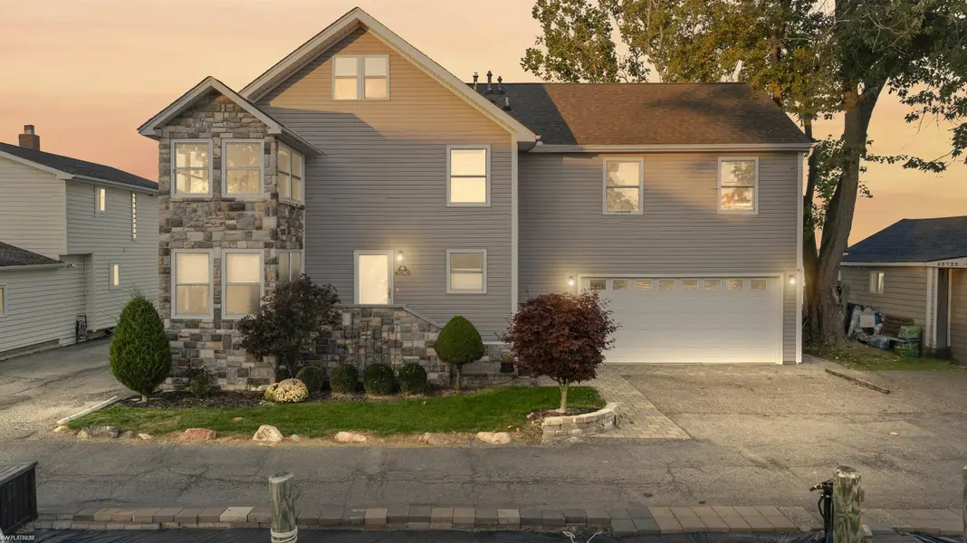 50740 Base ST, New Baltimore, MI 48047