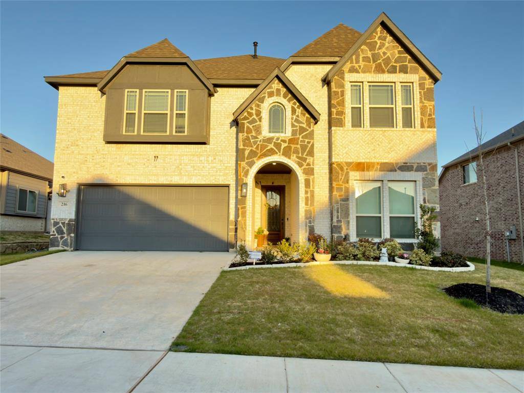 216 Comanche Trail, Alvarado, TX 76009