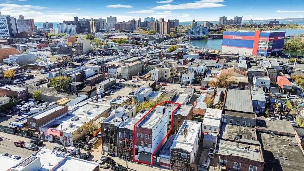 2762 West 15th ST, Brooklyn, NY 11224