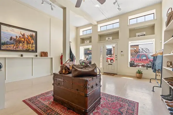 114 N Avenue D, Clifton, TX 76634