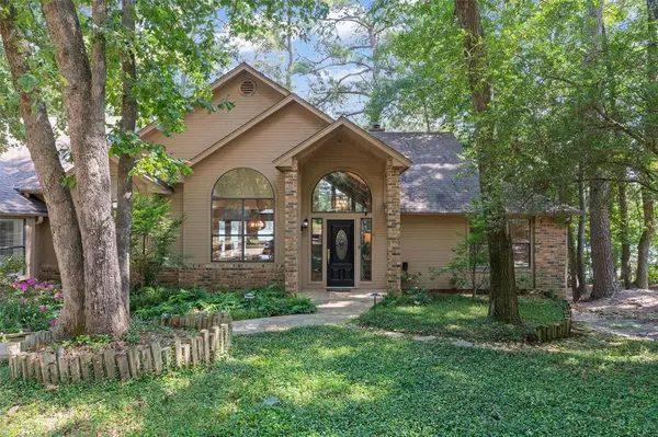148 Pinewood Cove, Holly Lake Ranch, TX 75765
