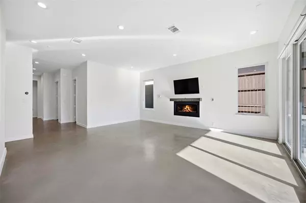 Dallas, TX 75206,5326 Manett Street