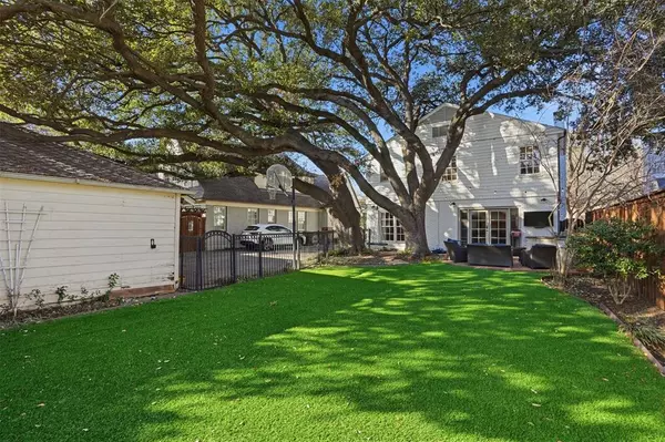 Highland Park, TX 75205,4421 Mockingbird Lane