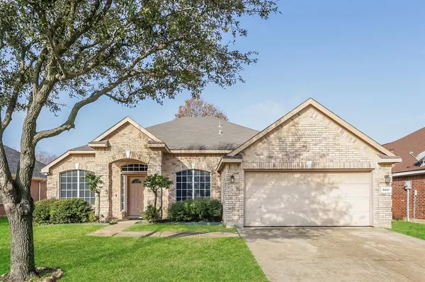 5051 Showdown Lane, Grand Prairie, TX 75052