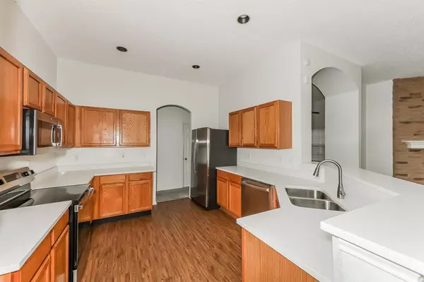 Grand Prairie, TX 75052,5051 Showdown Lane