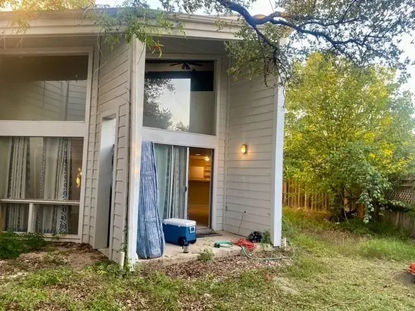 805 Paisley Dr Drive #13, Spicewood, TX 78669