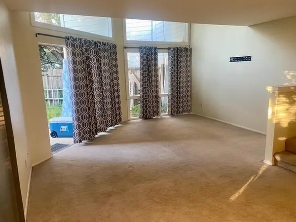 805 Paisley Dr Drive #13, Spicewood, TX 78669