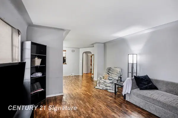 2002 Marquette ST, Saginaw, MI 48602