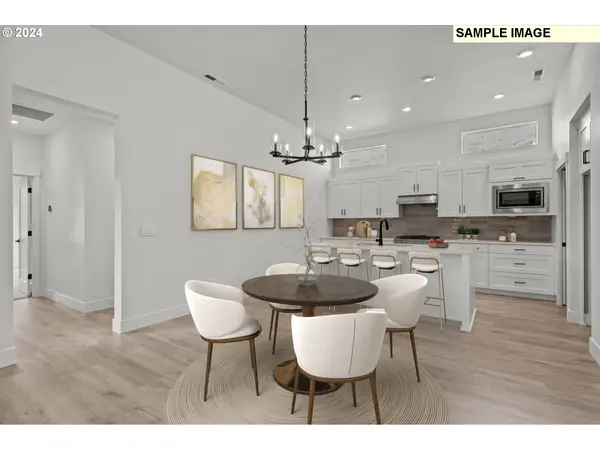 1833 S Pepperwood ST, Canby, OR 97013