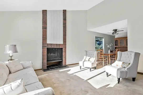 107 Lock CRES, Okotoks, AB T1S 1E9