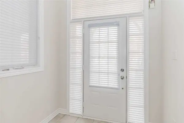 43 Farooq BLVD, Vaughan, ON L4H 4P3