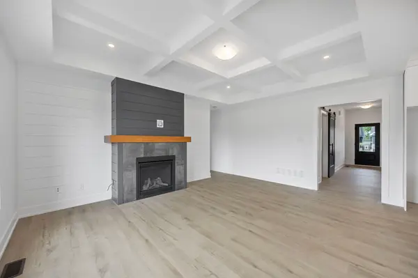 114 Brandon AVE, Severn, ON L0K 1E0