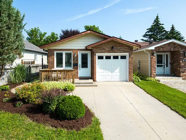 20 LESLIE DR, Collingwood, ON L9Y 4P2