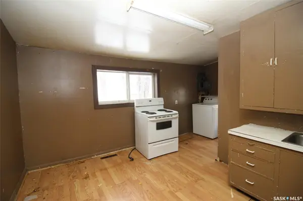 587 3rd STREET W, Shaunavon, SK S0N 2M0