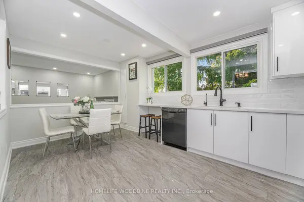 22 Highview TRL, Brampton, ON L6S 1P5