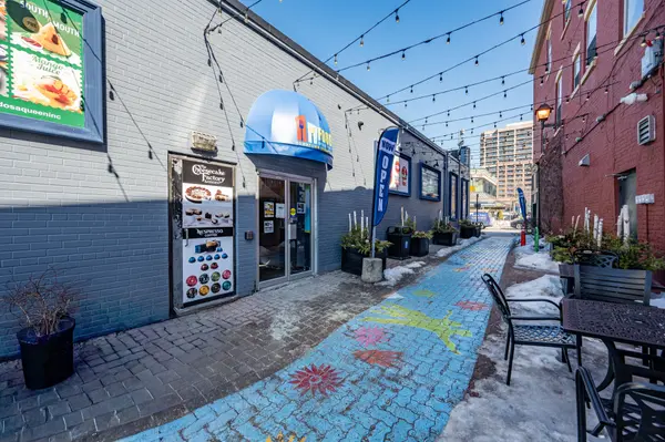 27 Main ST N #Unit 3, Brampton, ON L6X 1M8