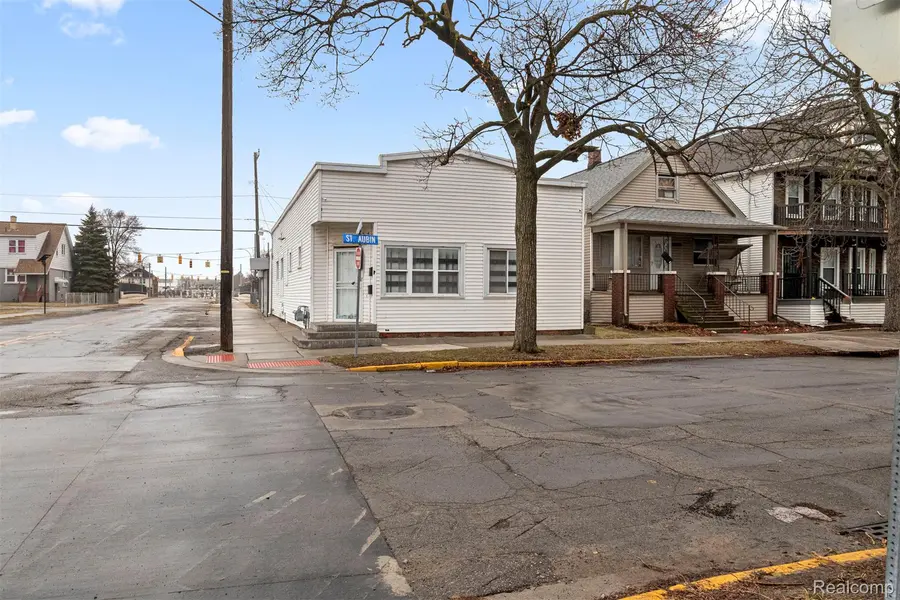 12001 Saint Aubin ST, Hamtramck, MI 48212