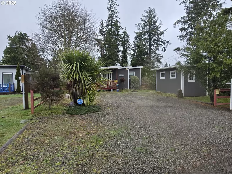 2205 300TH PL, Ocean Park, WA 98640