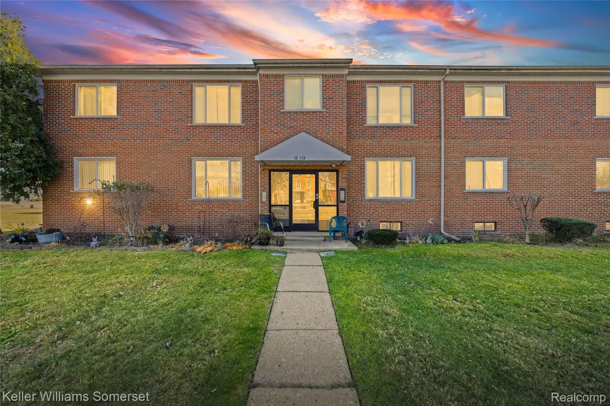 18574 Masonic #7, Fraser, MI 48026