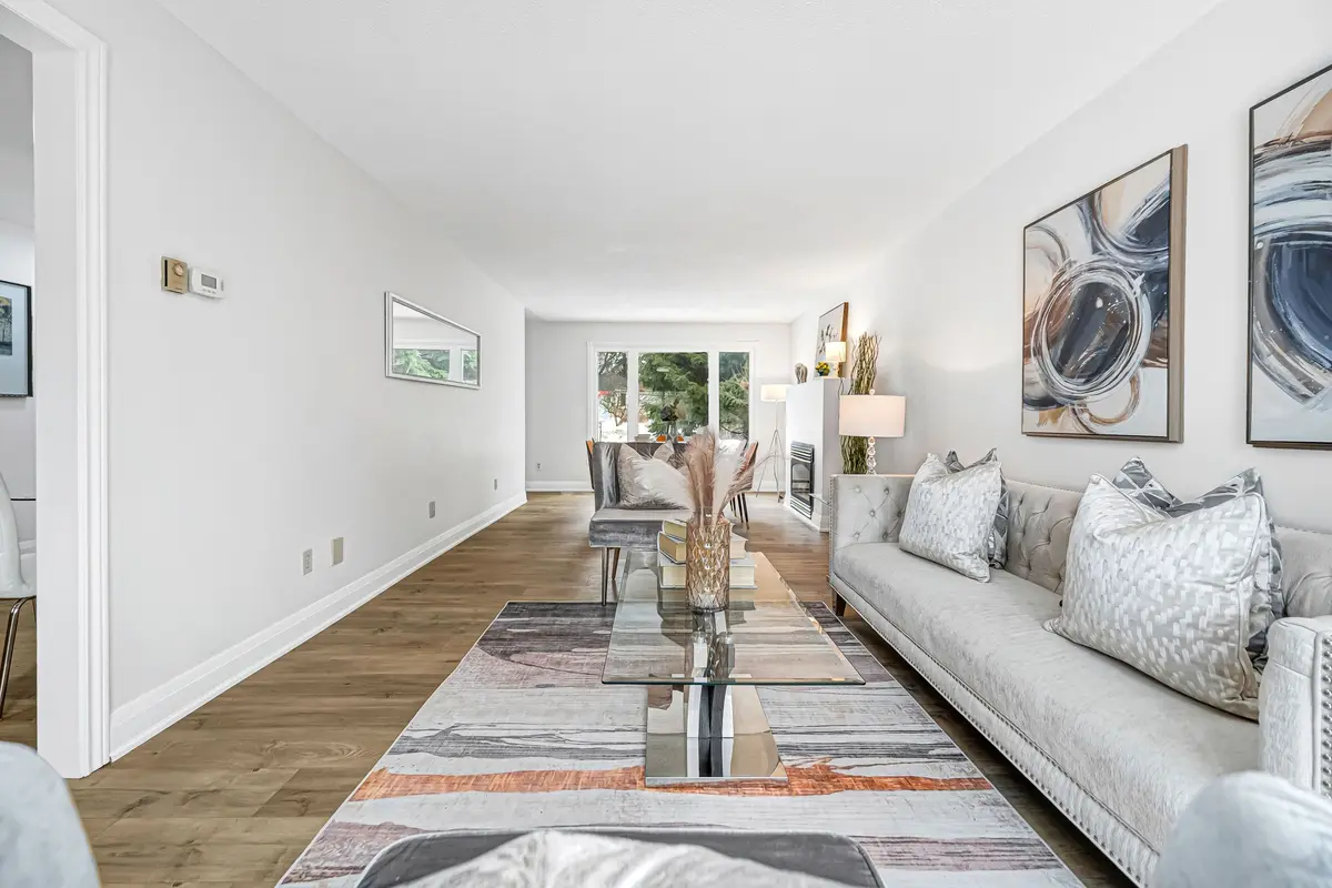 308 Miami DR, Georgina, ON L4P 2Z4