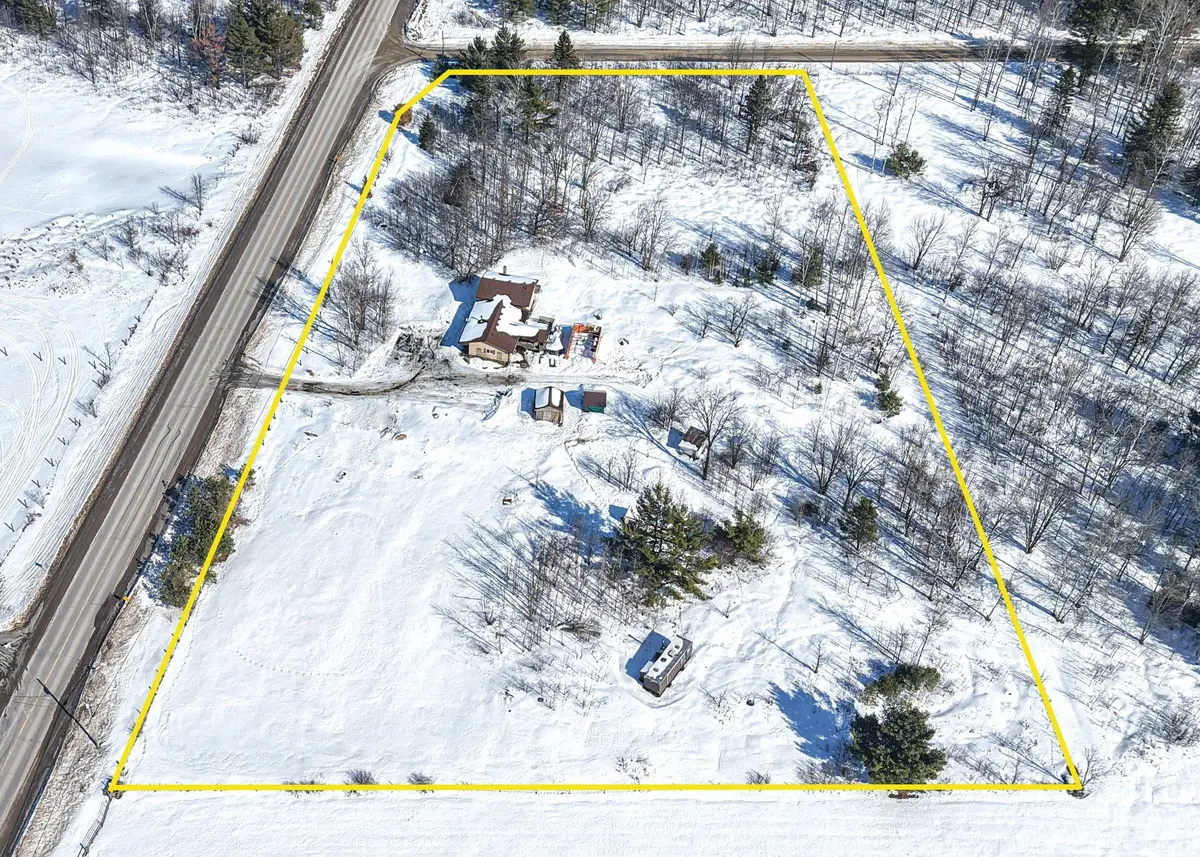 374 Monck RD, Kawartha Lakes, ON L0K 1W0