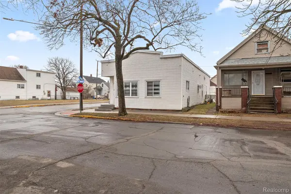 12001 Saint Aubin ST, Hamtramck, MI 48212