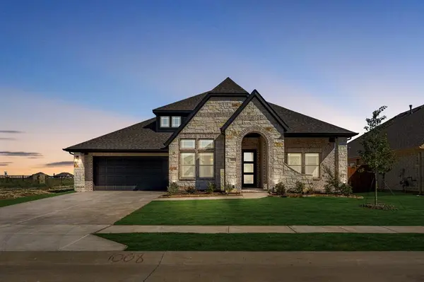 1008 Silver Sage Drive, Justin, TX 76247