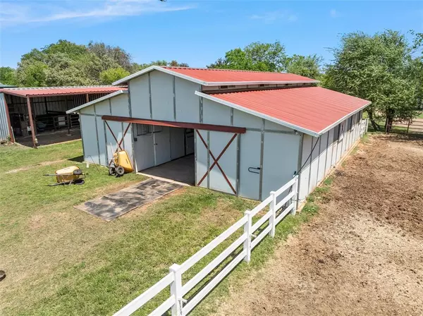 China Spring, TX 76633,465 Austin Hines Drive