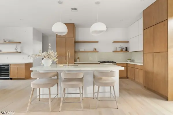 112 Valley Rd #B, Montclair Twp., NJ 07042