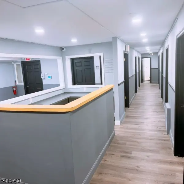 865 Teaneck Rd, Teaneck Twp., NJ 07666