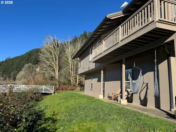 10298 HIGHWAY 126, Mapleton, OR 97453