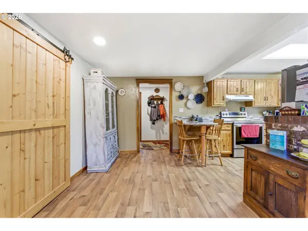 42430 AMES CREEK RD, Sweet Home, OR 97386