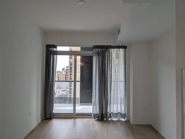 127 Broadway AVE #714, Toronto C10, ON M4P 1V4