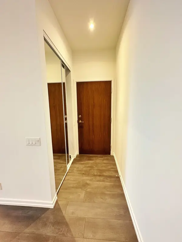 1000 Portage Pkwy #315, Vaughan, ON L4K 0L1