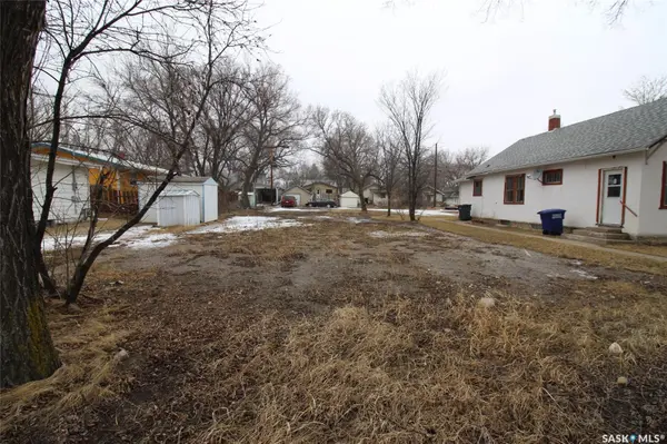 423 1st STREET W, Shaunavon, SK S0N 2M0