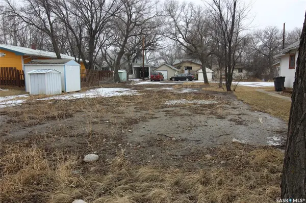 423 1st STREET W, Shaunavon, SK S0N 2M0