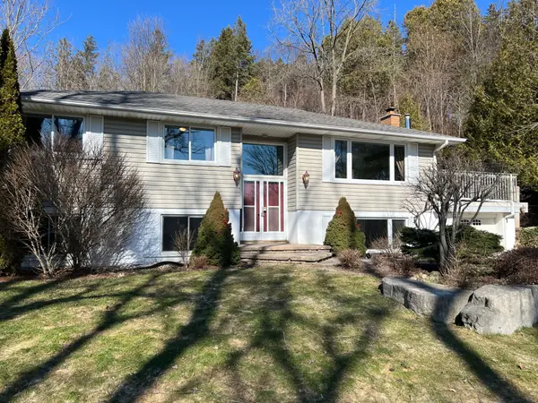 5467 Cedar Springs RD E, Burlington, ON L7P 0C2