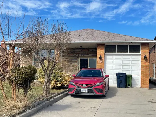 170 Gracefield AVE, Toronto W04, ON M6L 1L5