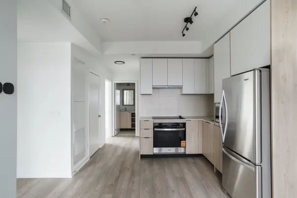 1007 The Queensway N/A #1608, Toronto W08, ON M8Z 0H4