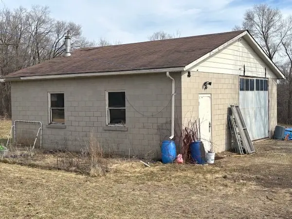 701 Eramosa RD, Guelph, ON N1E 5Z1