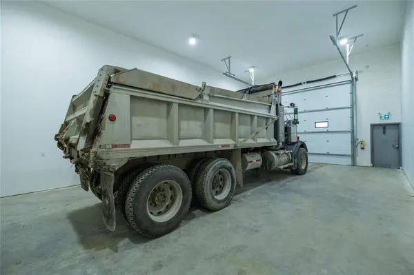 735 Schultz AVE, Niverville, MB R0A 1E0