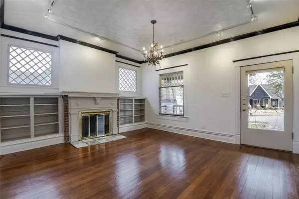 Fort Worth, TX 76104,1616 Fairmount Avenue