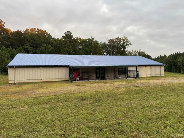 27 Bayberry LN, Farmville, VA 23901