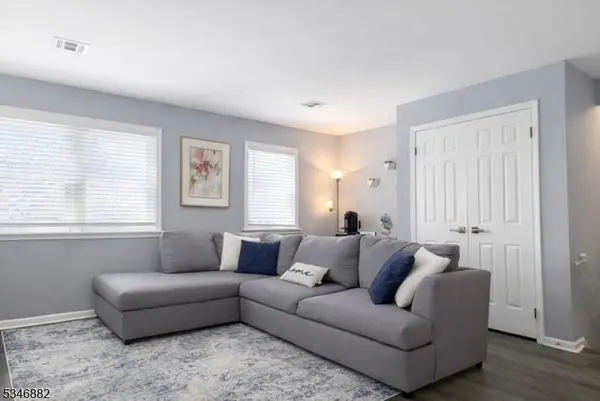 40 Loantaka Way #J, Madison Boro, NJ 07940