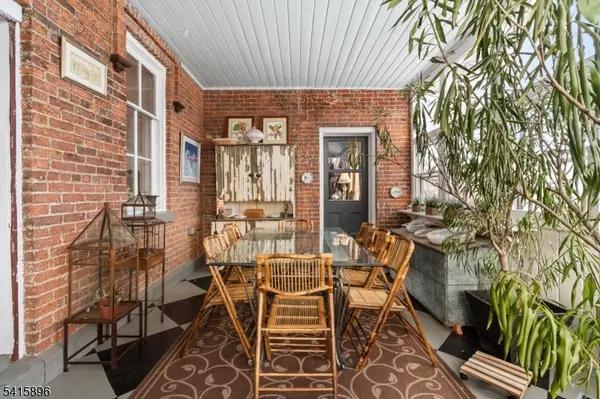 20 Belvidere Ave, Oxford Twp., NJ 07863