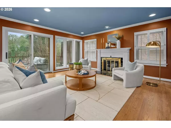 Portland, OR 97205,2328 SW Madison ST