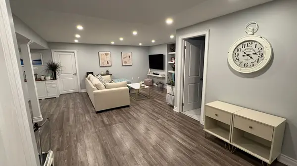 21 Ladder Cres CRES #Lower, East Gwillimbury, ON L0G 1V7