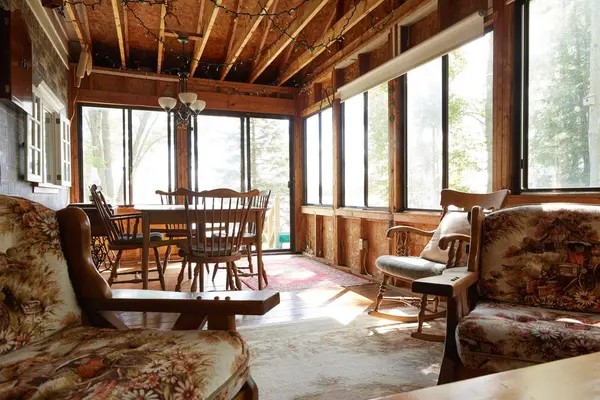 98 Mcleish DR, Kawartha Lakes, ON L0K 1W0