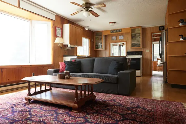 98 Mcleish DR, Kawartha Lakes, ON L0K 1W0